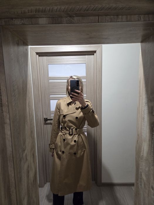 Тренч жіночий розмір S, Massimo Dutti.