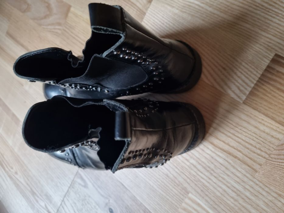 Skórzane trzewiki, buty z ćwiekami 41