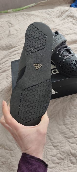 Чоловічі Adidas 44 розмір