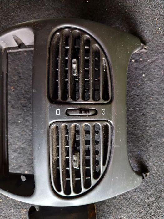 PEUGEOT 206 207 208 GRELHA VENTILAÇÃO TABLIER