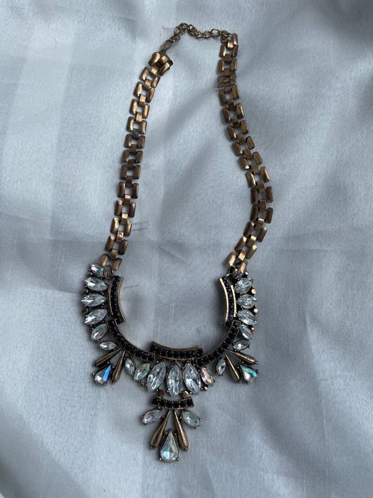 Продам різні моделі кольє