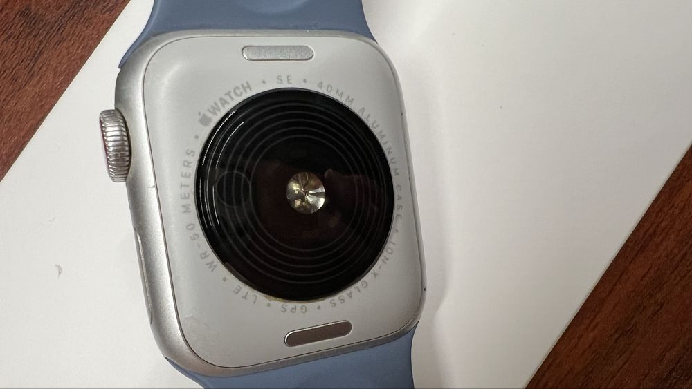 Apple Watch SE 2gen GPS + Cellular 40mm