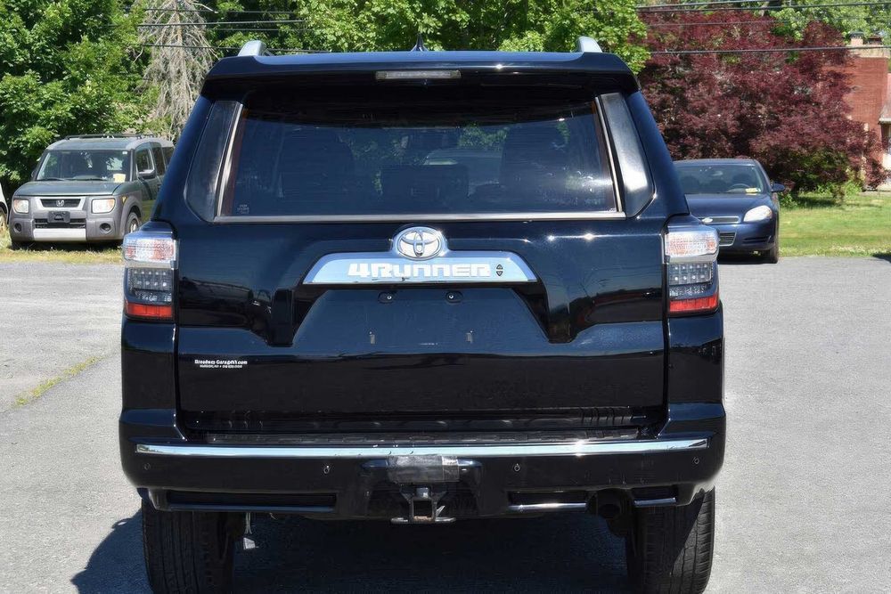 Toyota 4Runner      2018