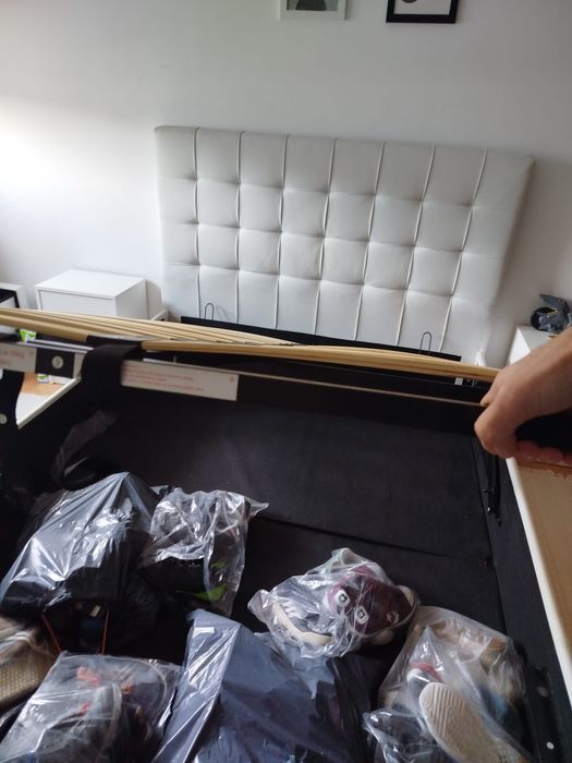 Cama branca sommie+estrado