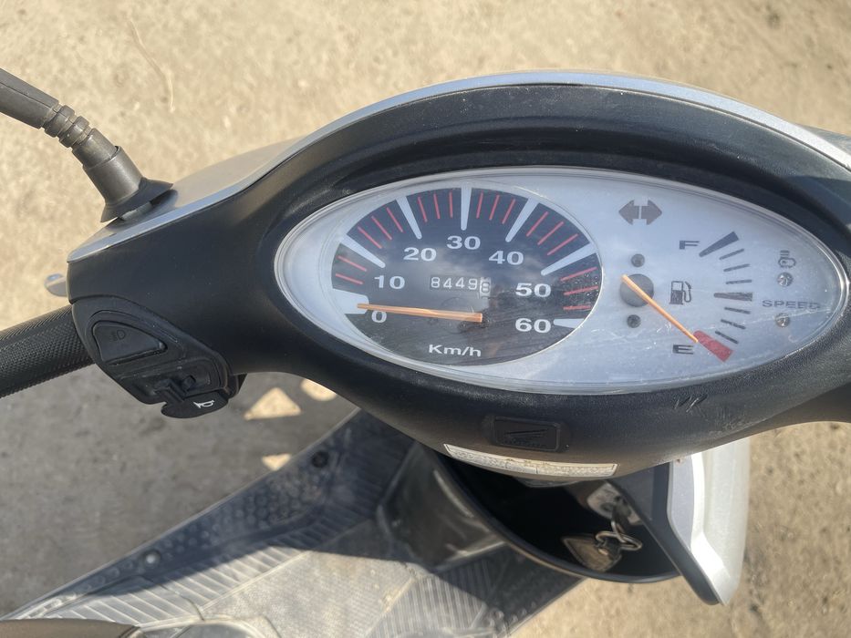 Продам скутер хонда діо AF56