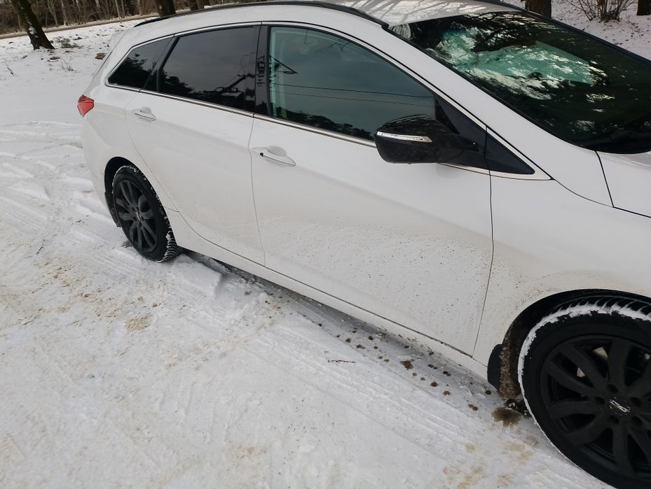 Sprzedam Hiundaj i40 kombi 2017r