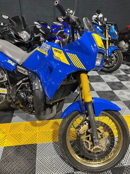 Yamaha TDR 250 impecável