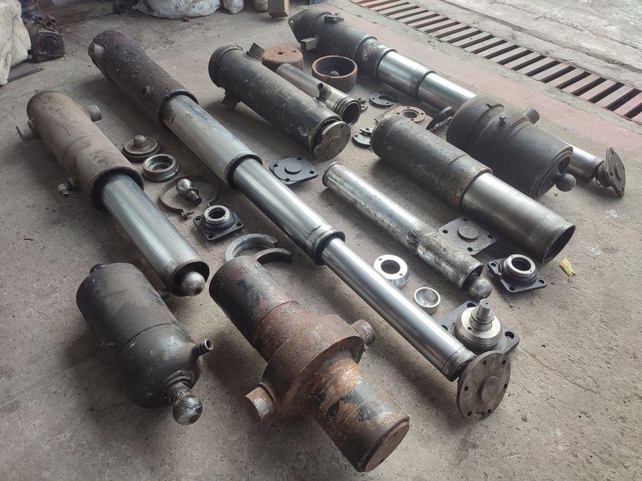 Цилиндр подъёма кузова и комплектующие  ГАЗ КамАЗ ЗИЛ ГКБ