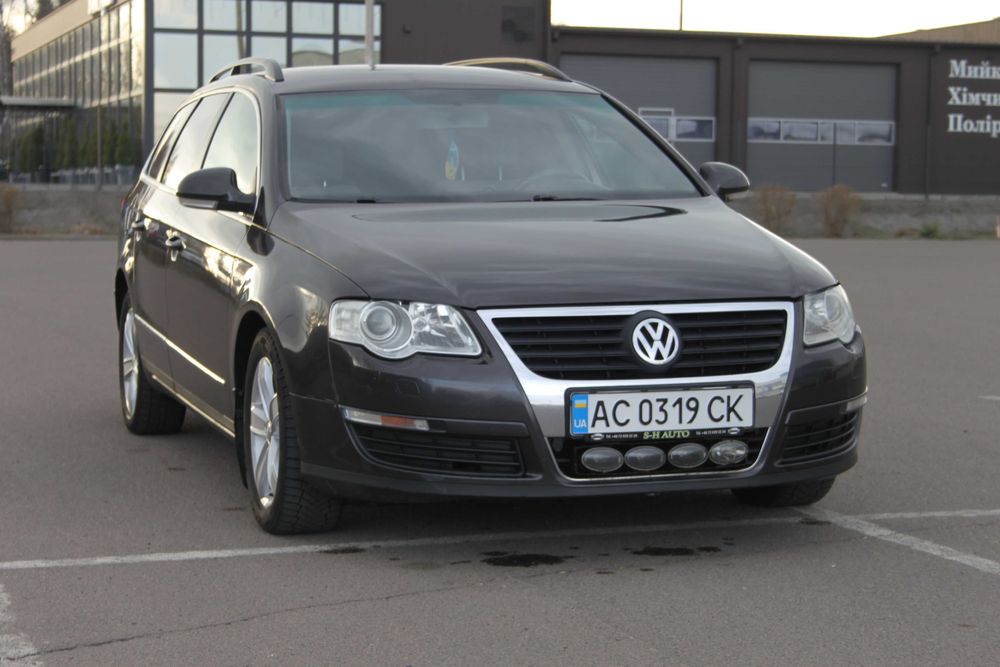 Продам автомобіль Volkswagen Passat B6