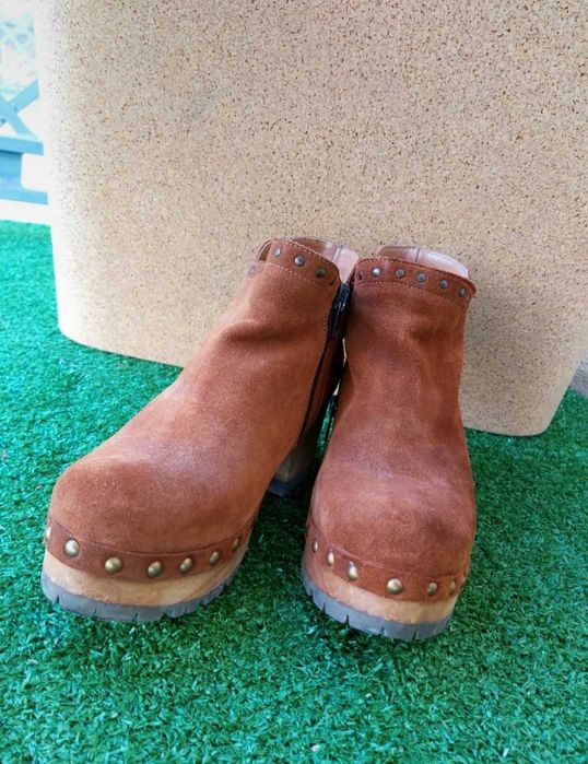 Botas salto madeira