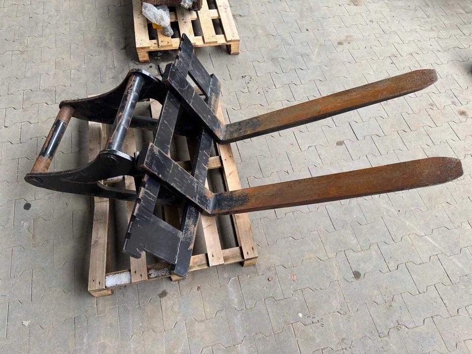 Szybkozłącze Hydraulicze OilQuick Q65 + 2 łyżki i widły