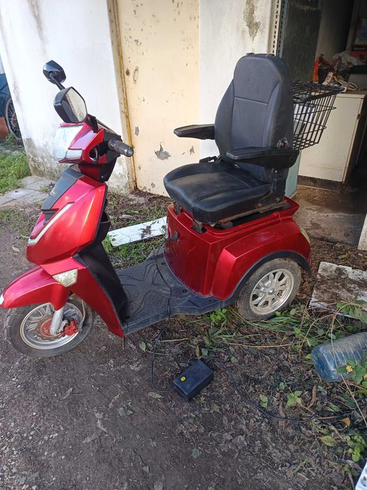 Triciclo elétrico