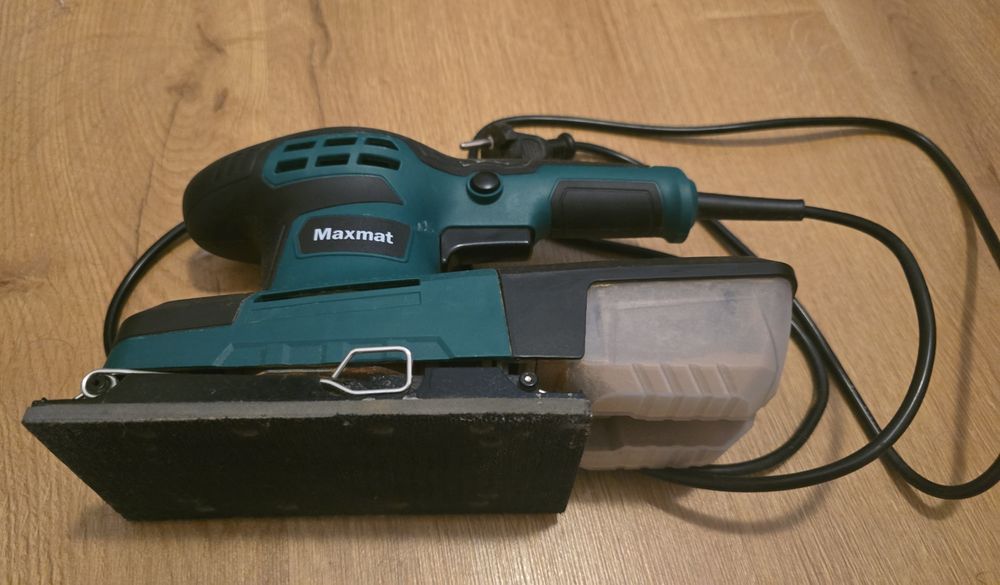 Lixadora Vibratória 260W usada apenas 1 vez