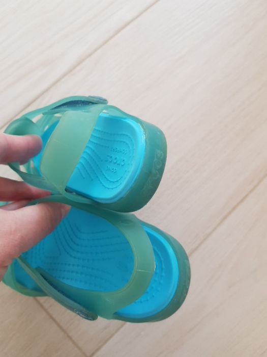 Босоніжки крокси сандалі Crocs C11 розмір 28