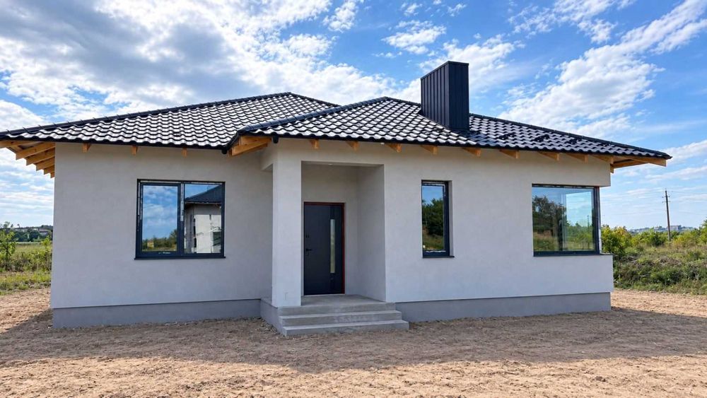Продам будинок-американку у с.Прилуцьке. Є ОСЕЛЯ