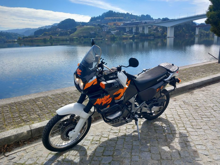 Africa Twin 750 RD07A