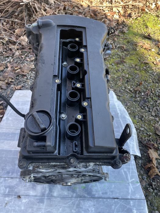 Silnik 2.0 benzyna Mitsubishi Outlander - GŁOWICA- Wałki