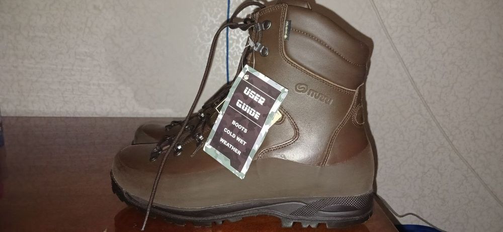 продам берці з британії