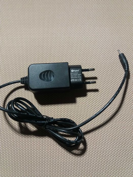 блок питания 5v 1.5a(штекер 2.5)