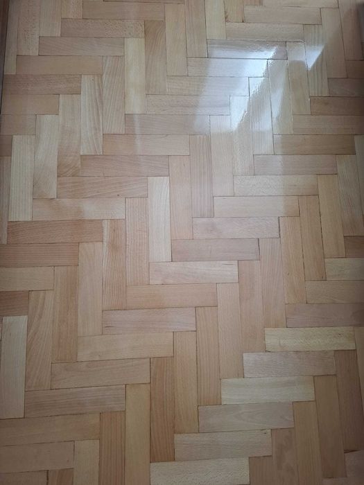 Prawdziwy parkiet bukowy 8m2, cena za 1m2.