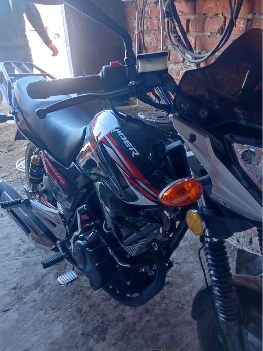 Продам. Вайпер 200