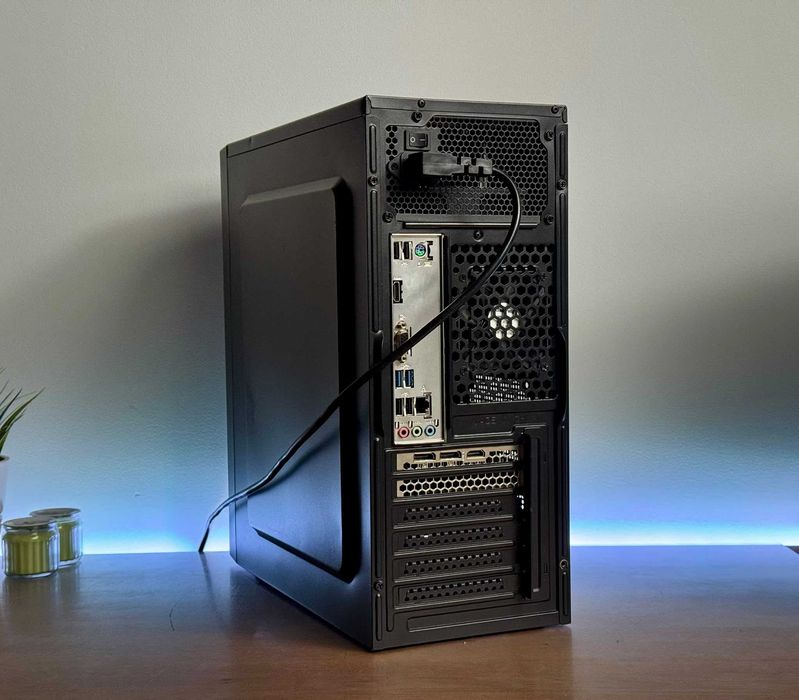 Komputer Gamingowy i7 11700 | 4.90GHz 8/16 | 16GB 3200MHz | GTX 1650 4GB | SSD+HDD