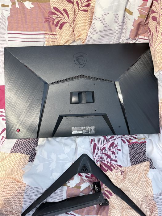 Геймерський монітор msi g2712