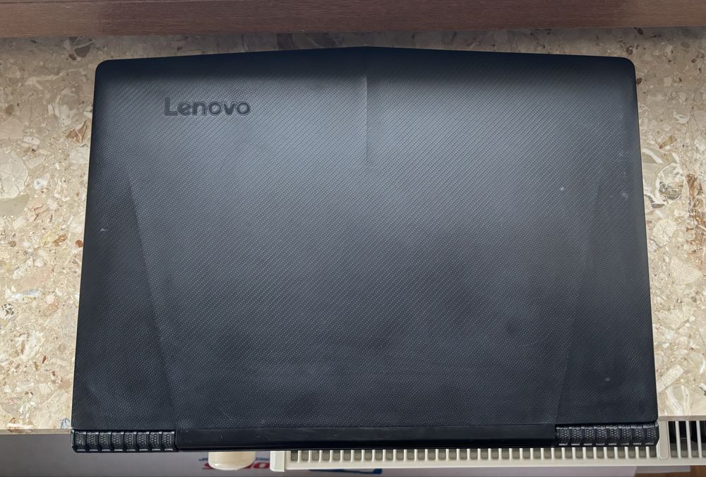 Ноутбук Lenovo Legion Y520-15IKBN i7-7700HQ 1050ti 256gb m2 16gb ram