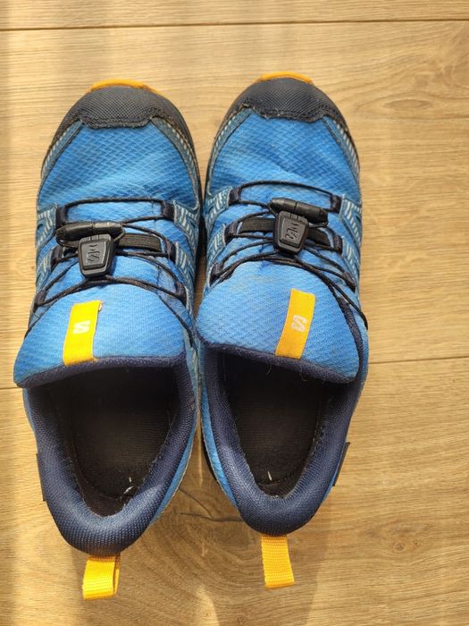 Buty chłopięce firmy Salomon rozm. 34
