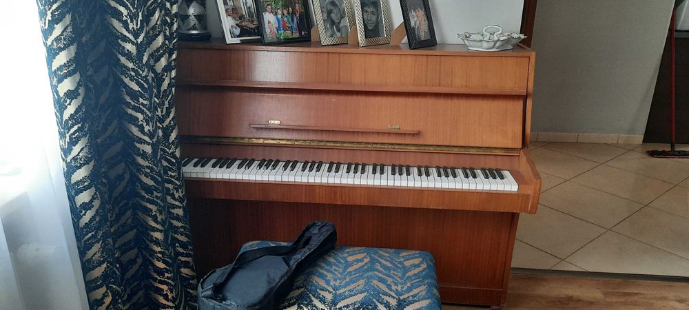 Pianino Calisia używane