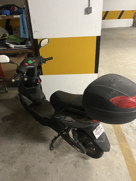 Scooter eletrica em muito boas condiçoes
