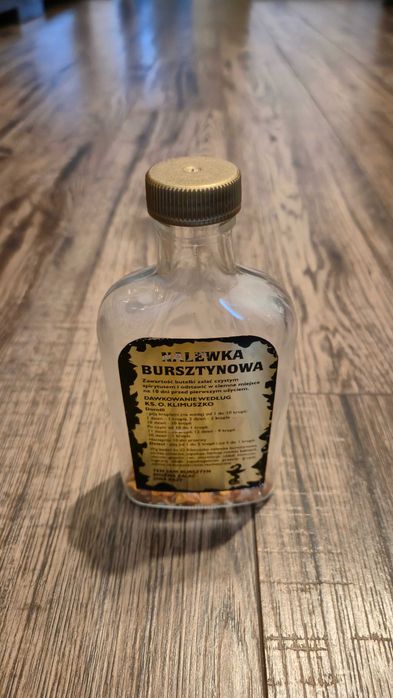 Sprzedam bursztyny w buteleczce na nalewkę
