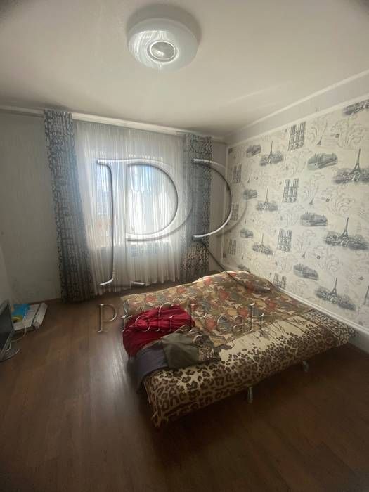Продаж 2 кімн. квартири за адресою Драгоманова 23