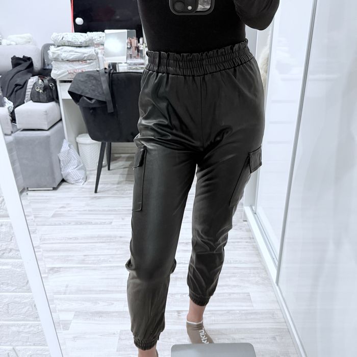 Spodnie skórzane Joggery