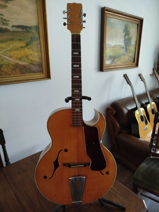 Gitara archtop  japonski unikat.