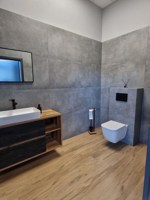 Lokal usługowy wynajem pod usługi Niebylec 34m + korytarz + WC