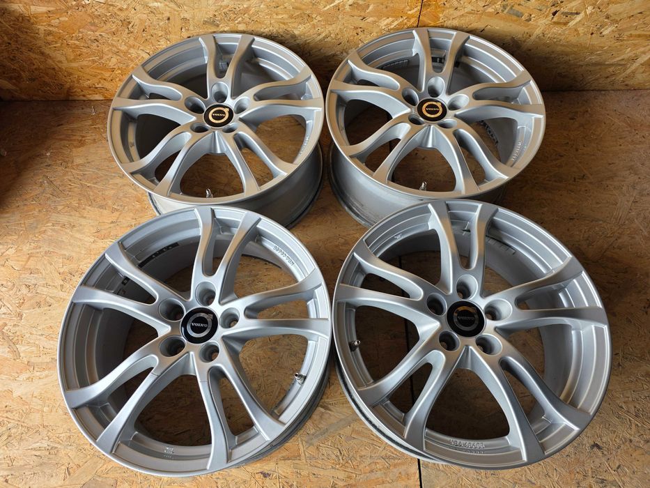 [1312] Felgi aluminiowe 17 cali 5x108 et50 7,5Jx17 Volvo