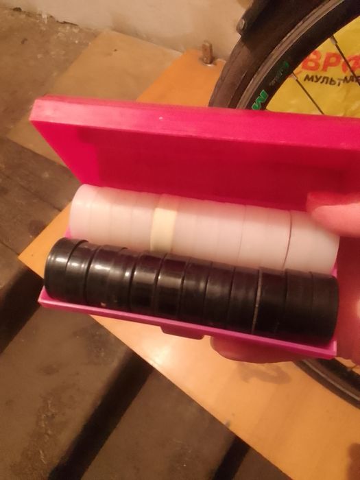 Продам шашки и шахматы