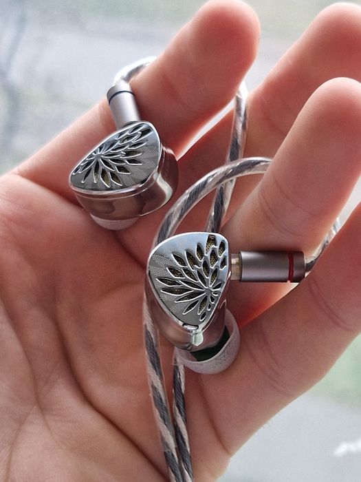 IEM Навушники TANGZU