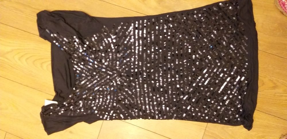 Sukienki i bluzki sylwestrowe