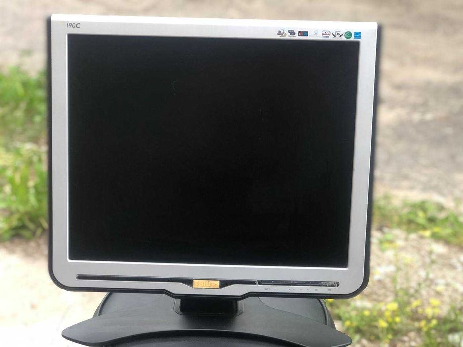 Монітор 19" Philips