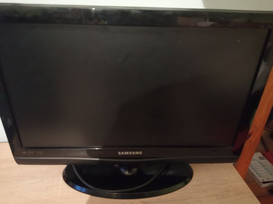 Telewizor Samsung LE22C350