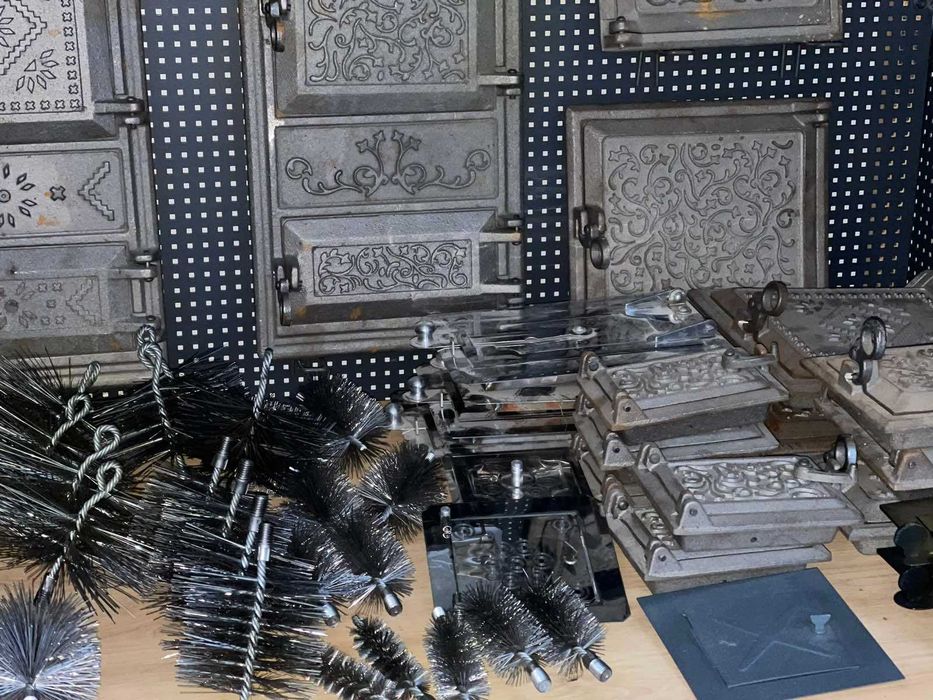 Колосник, шибер, чавунна плита, кутники, кочерга — деталі для печі