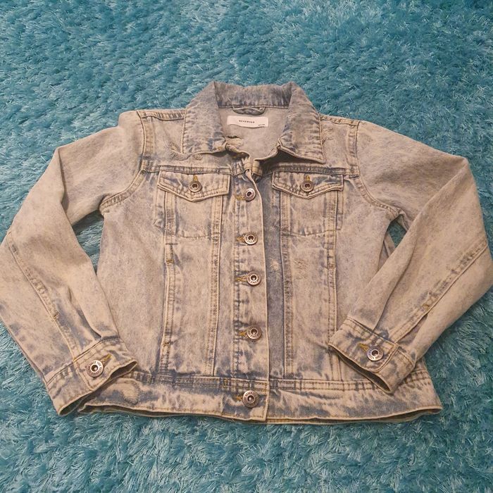 HIT. Kurteczka  R.134 RESERVED jak nowa