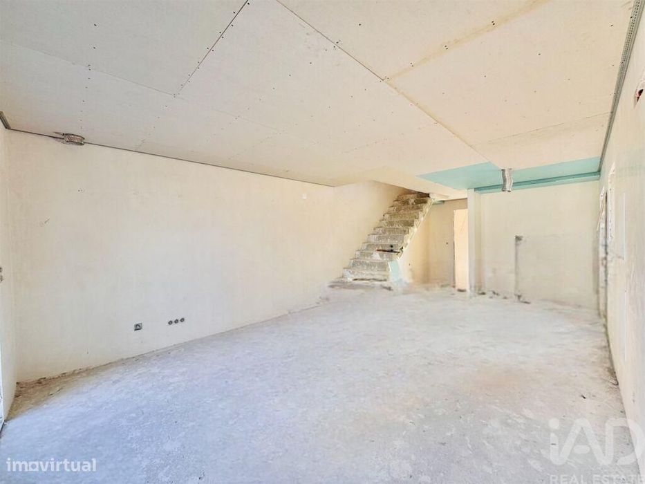 Casa / Villa T3 em Fernão Ferro de 130,00 m2
