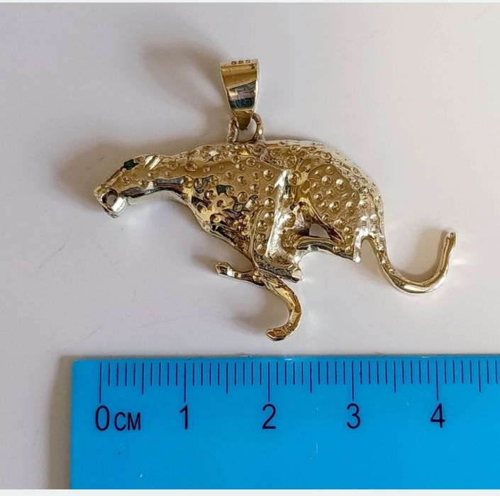 Золотые кольца кулоны серьги цепочки крестики браслеты