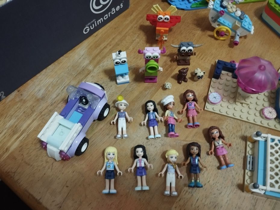 Vários Lego friends