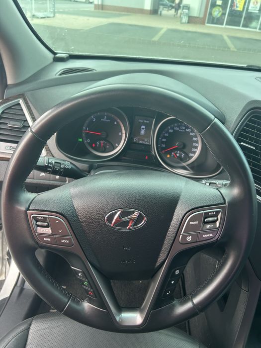 Авто хюндай сантафе