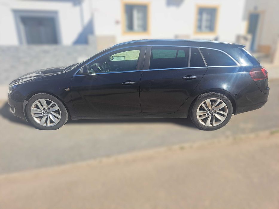 OPEL Insignia Sports Tourer -Cosmo – 2014 – Diesel – Manual