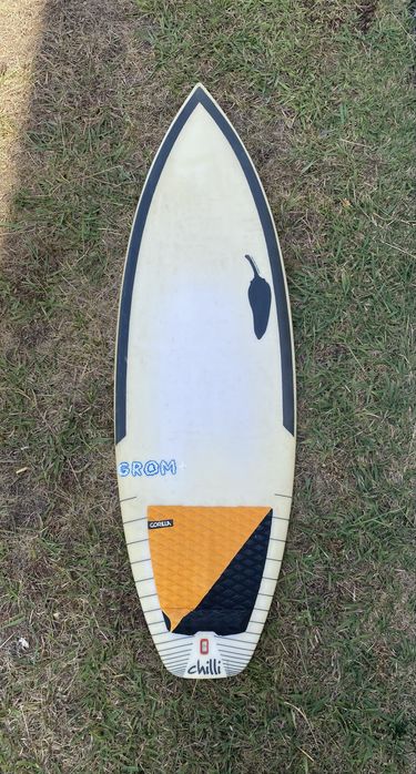Prancha de surf 4’10’’ Chilli fibra.